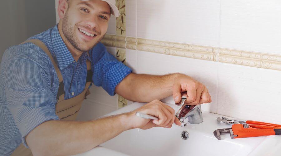 Handle or spout repair in Mission, KS